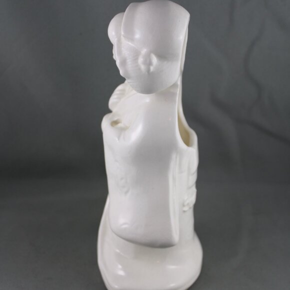 8 inch tall Benihana Mug - Geisha with Fan Kobe - Ceramic Mug - Picture 6 of 10